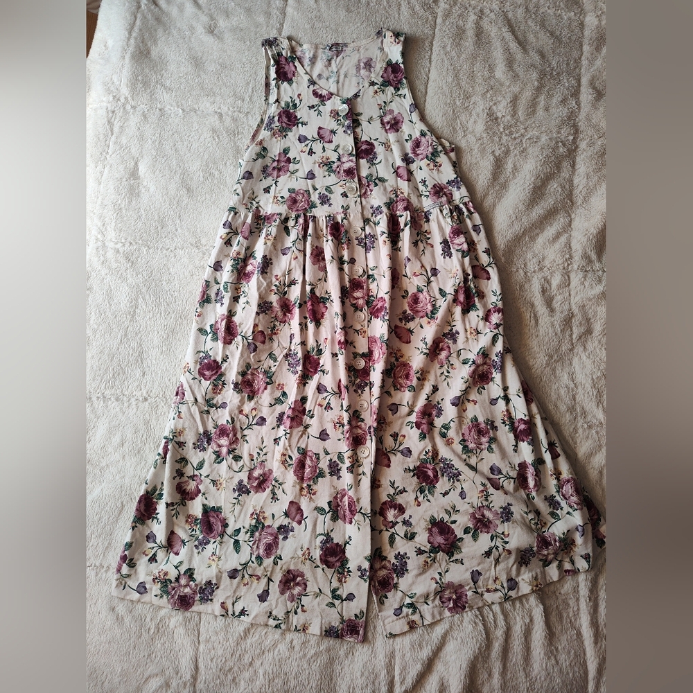 Floral Sleeveless Maxi Dress in Cream and Purple